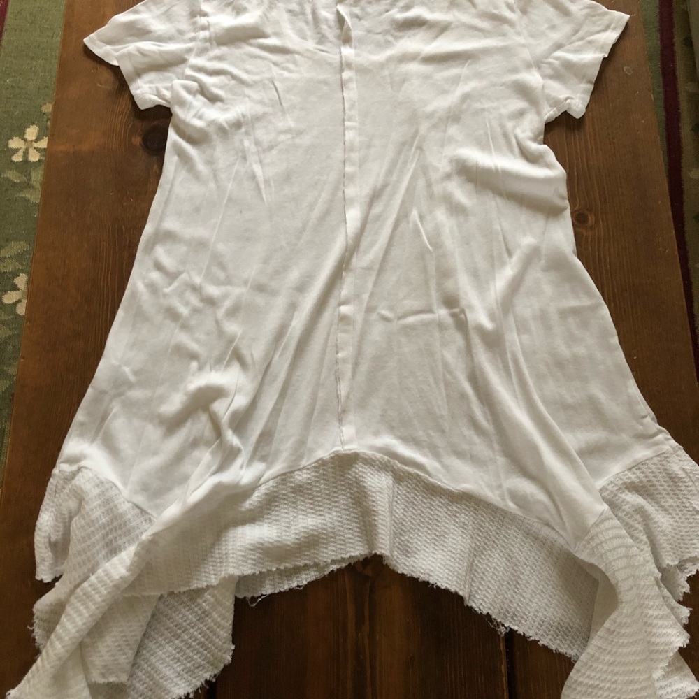 T party adorable white t- shirt
